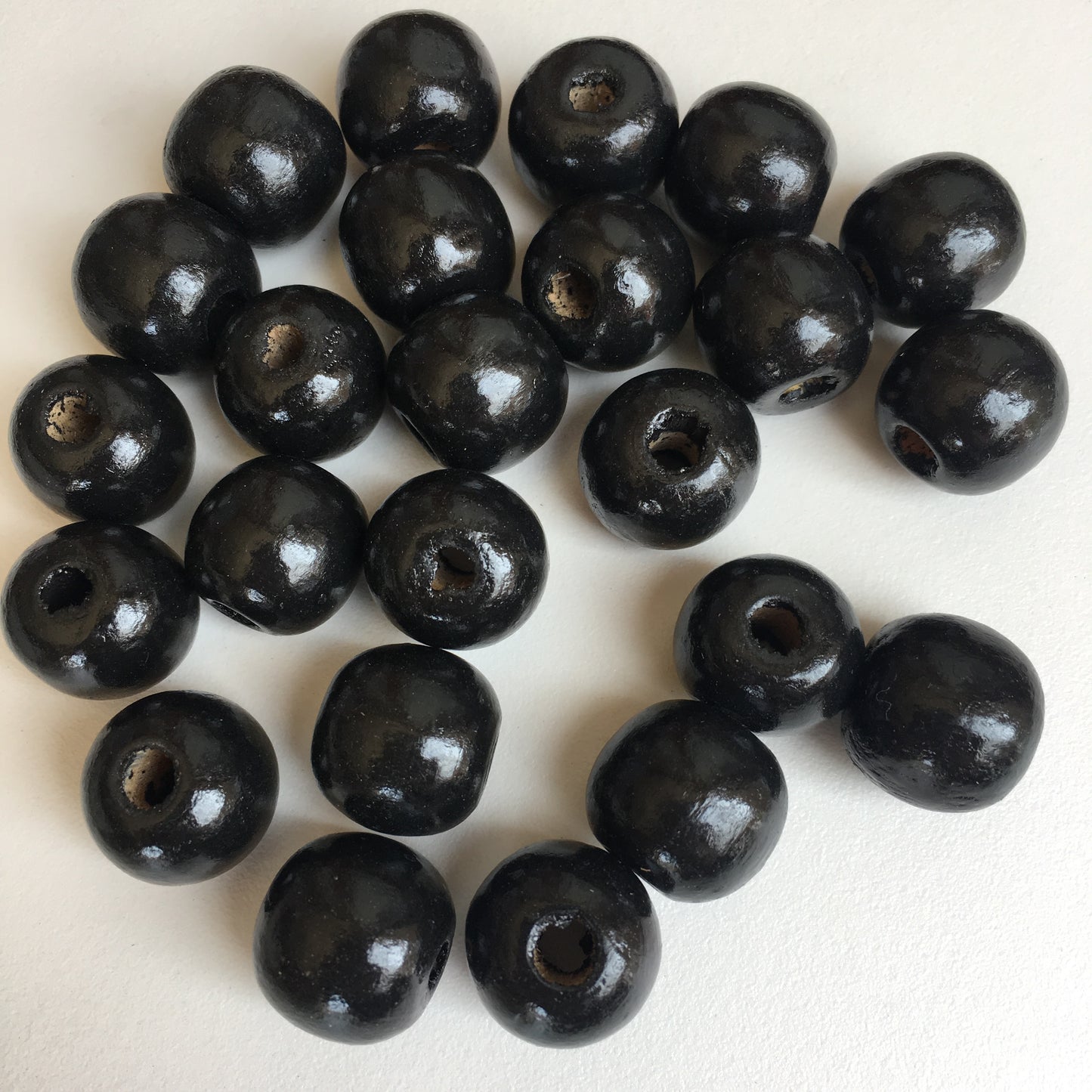 Black Macrame Wood Bead 16mm Round Chunky Wooden Craft Bead 25 Pieces