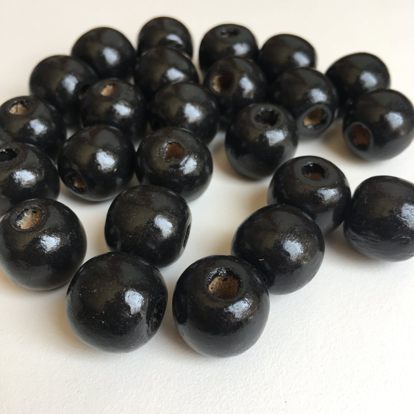 Black Macrame Wood Bead 16mm Round Chunky Wooden Craft Bead 25 Pieces