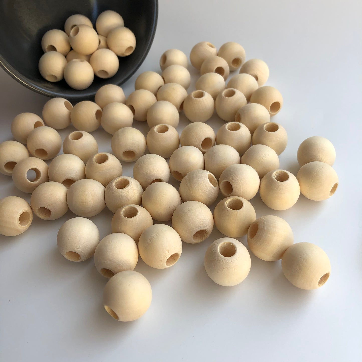 Natural Wooden Macrame Beads 18mm Round Drum Raw Unfinished Craft Wood Bead 12 Pieces