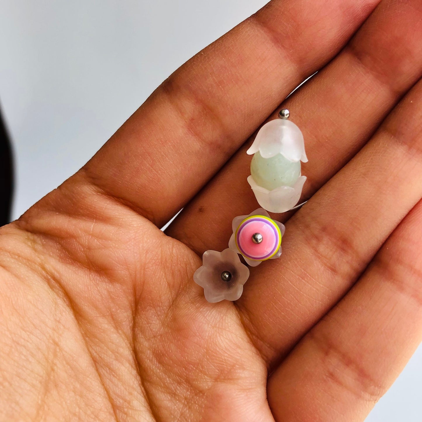 White Floral Bead Caps 10mm Jewellery Making Flower End Cap Clear Frosted Charm 50pcs