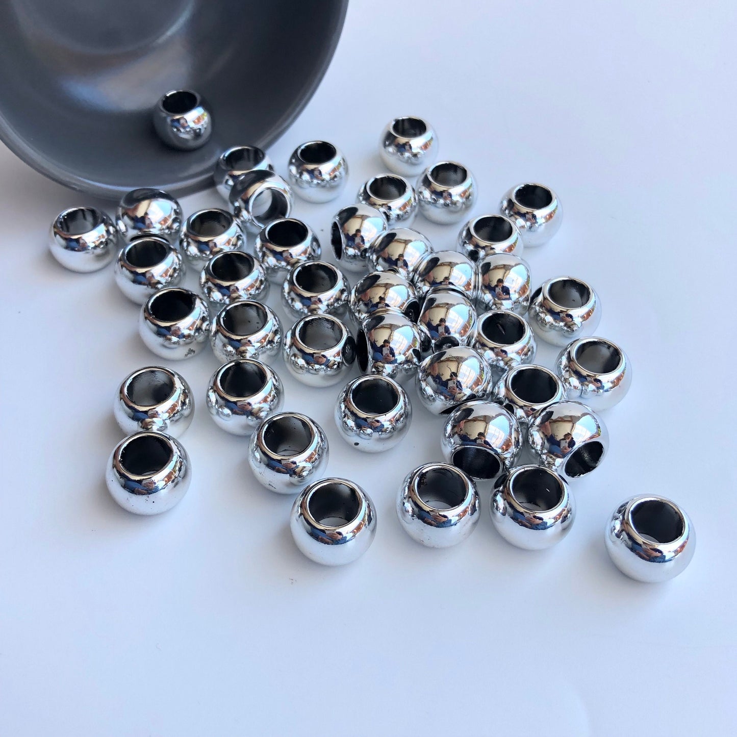 Shiny Silver Macrame Beads, 17mm Hair Pony Bead, Seamless Acrylic Jewellery Making Craft Bead, 9mm Big Hole Bead - 12pcs