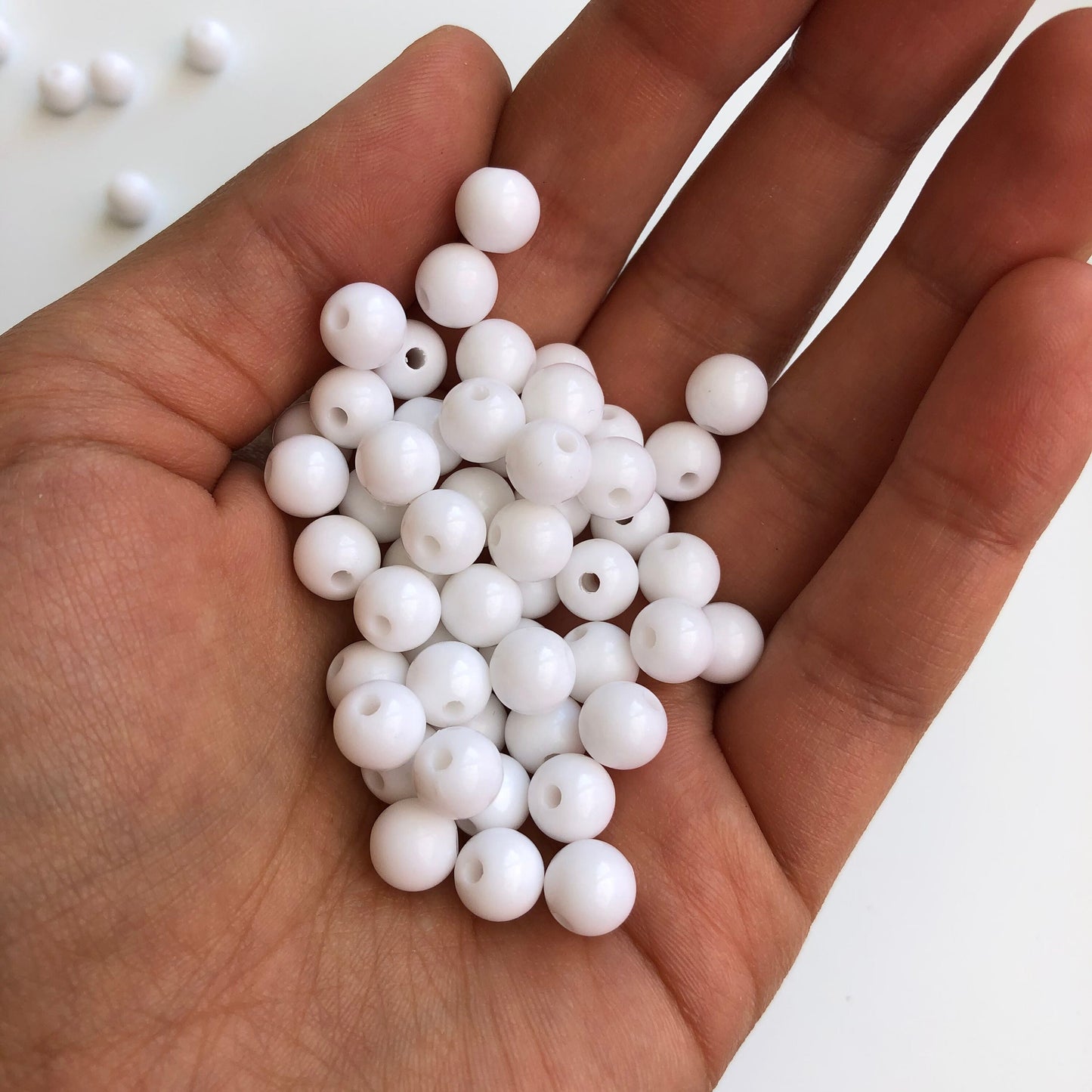 White Round Resin Beads 8mm Acrylic Plastic Craft DIY Jewellery Bead 100 Pieces