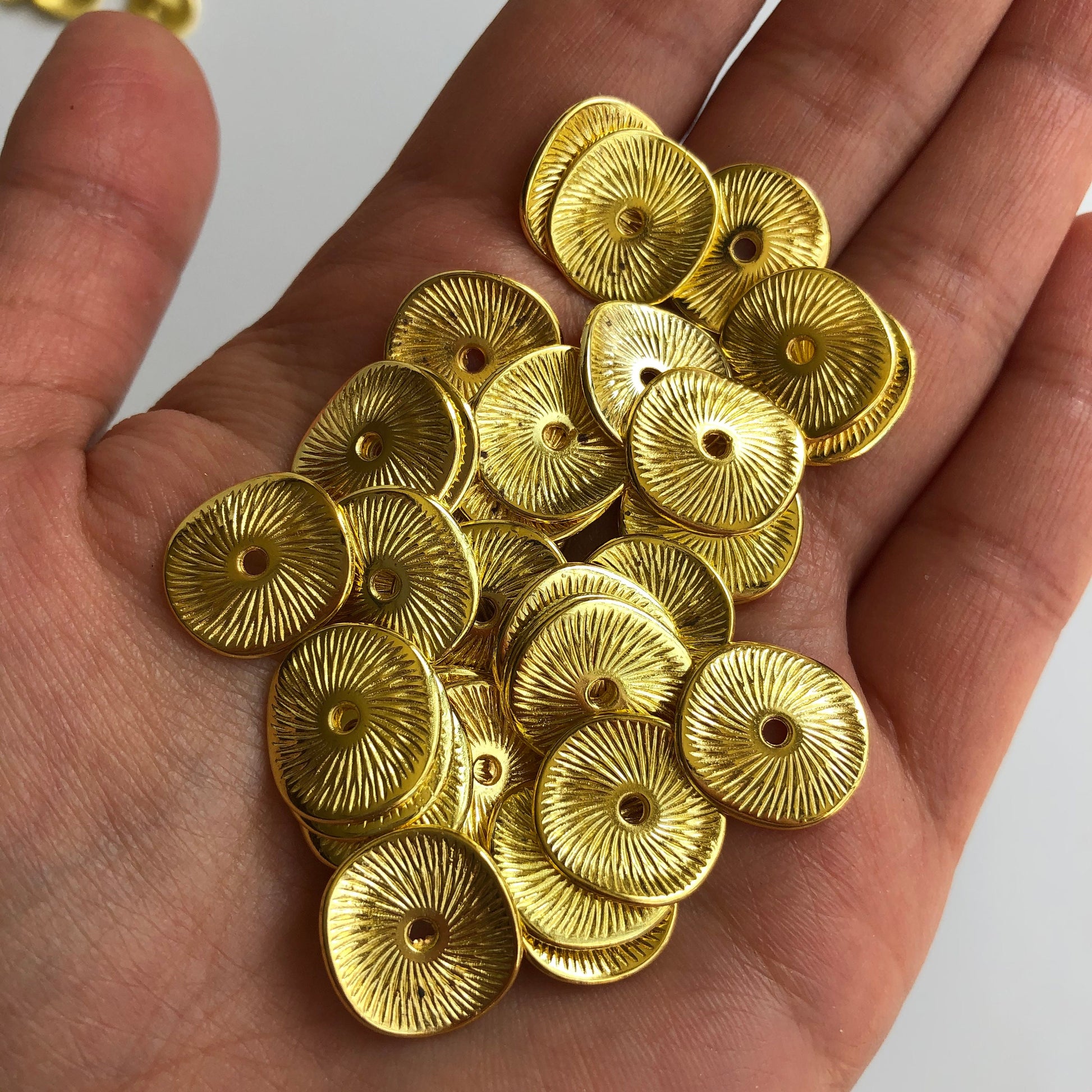 25 Pcs Gold Metal Beads