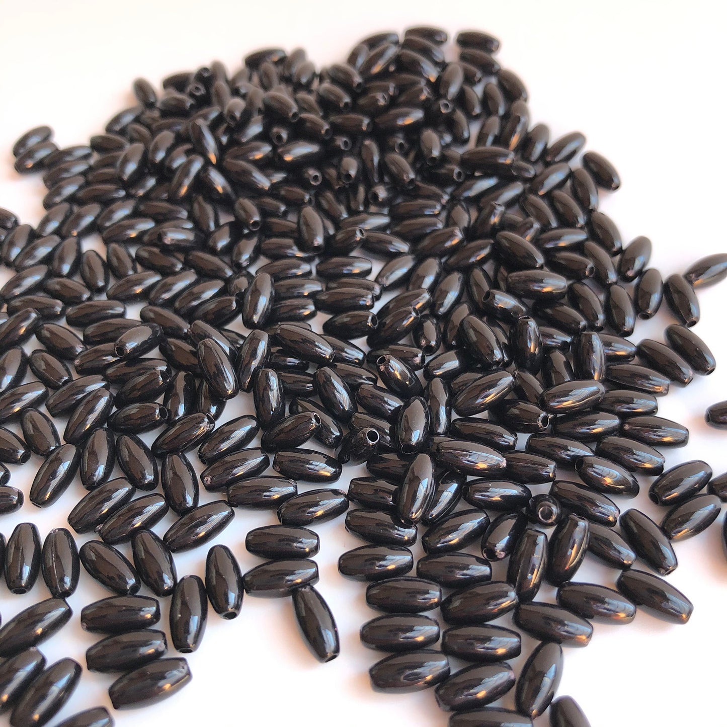 8x4mm Rice Beads Black Oval Plastic Resin Craft Bead 100 Pieces