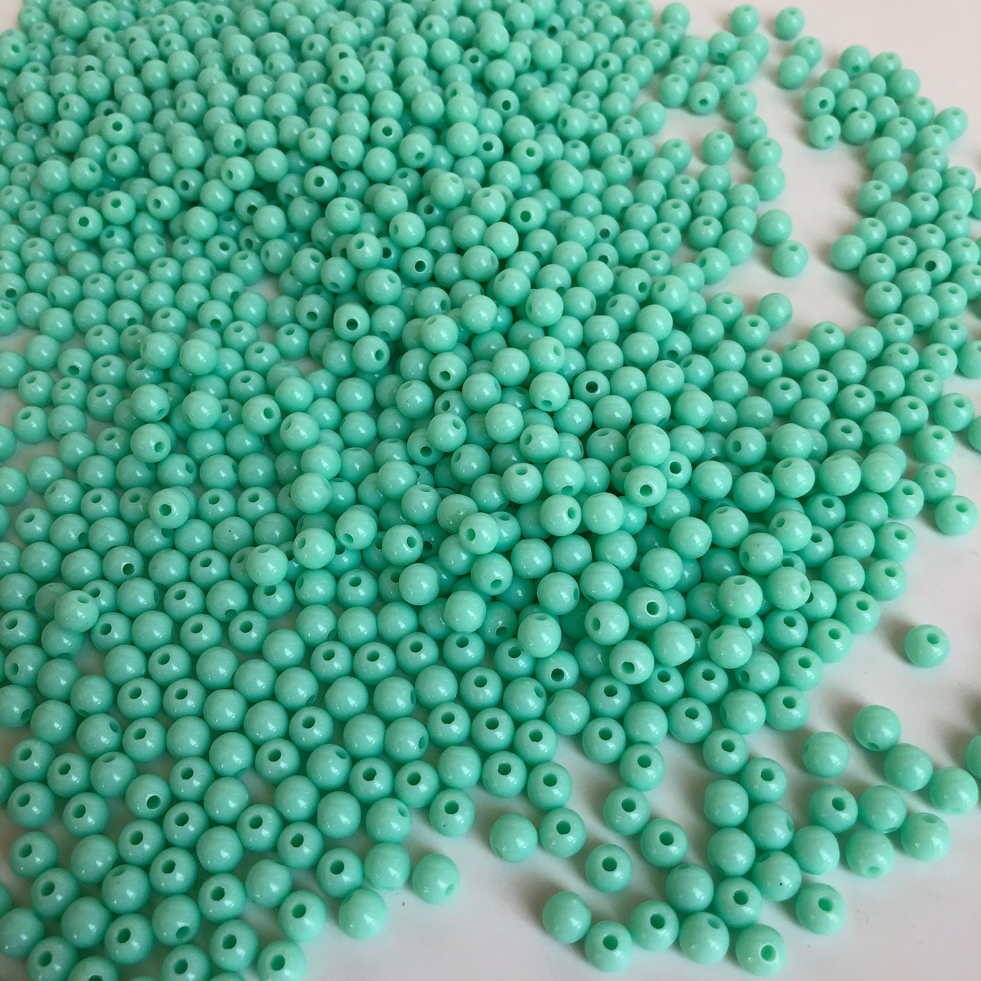 150X Mint Green Beads