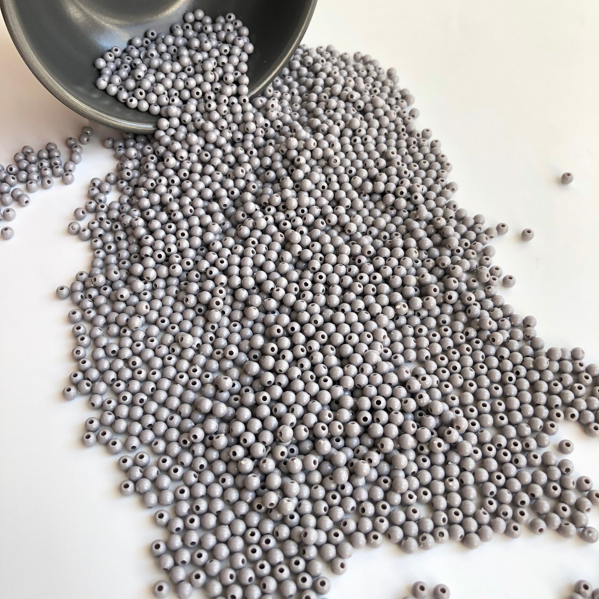 4mm Round Grey Beads