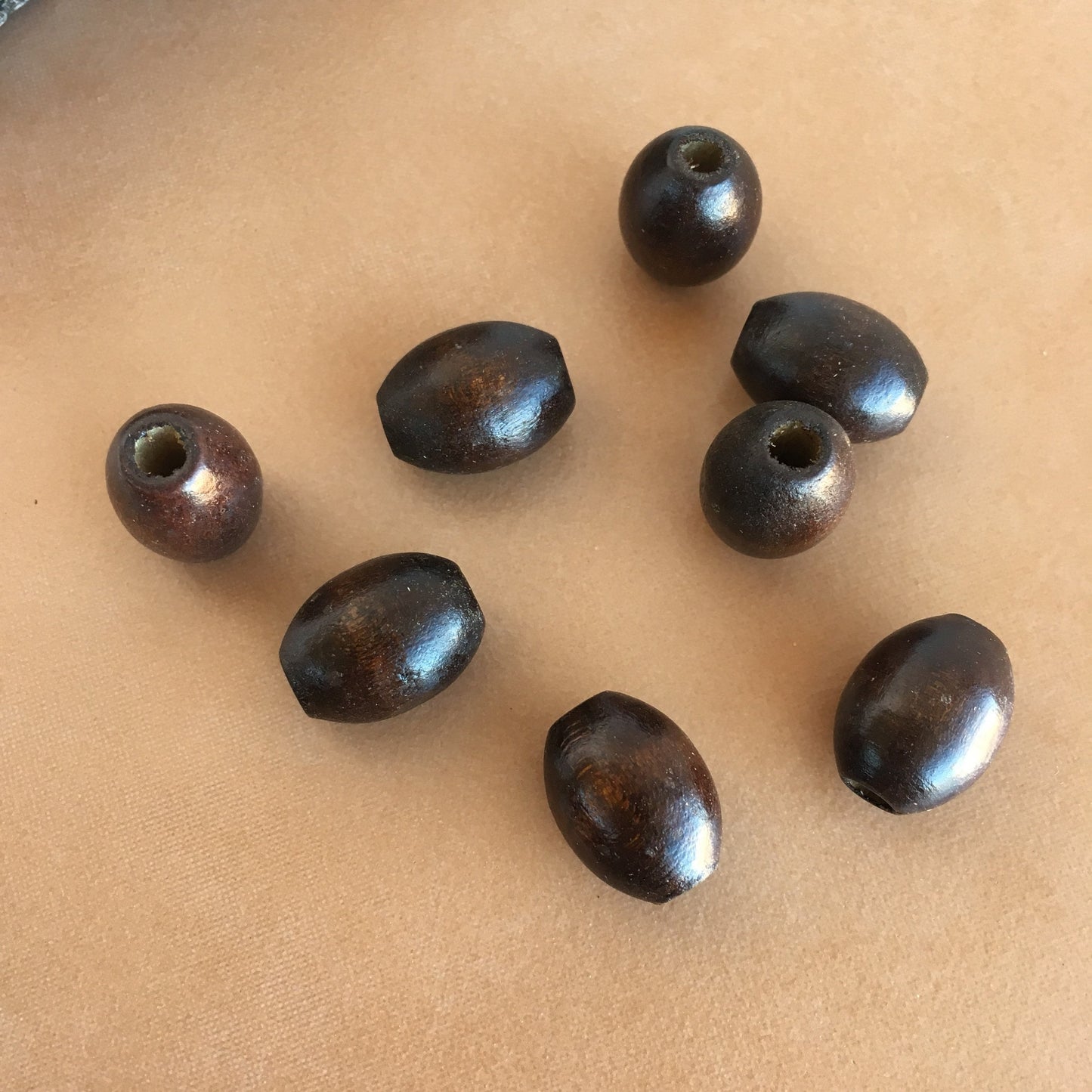 25pcs Natural Wood Bead, Oval Barrel Shape Wooden Beads, Dyed Dark Coffee Brown 17mm Bead