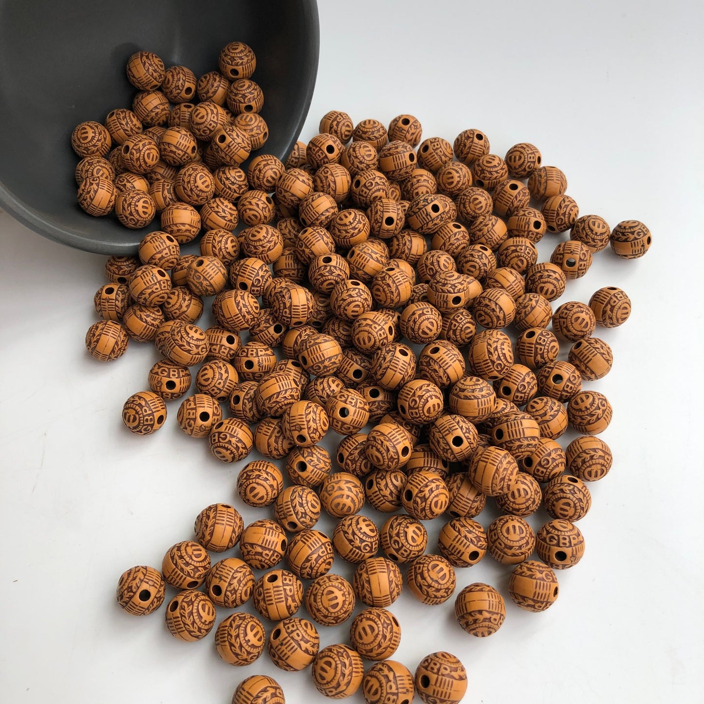 Tan Brown Plastic Beads 11mm Round GBP Imperial Pattern Craft Bead