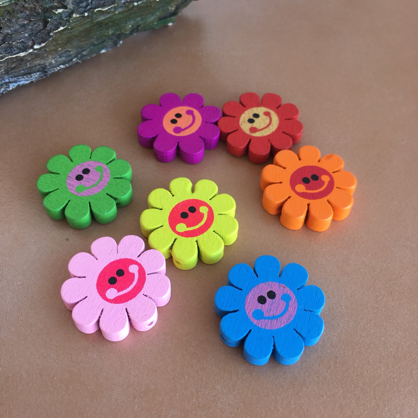 Mixed Wooden Flower Beads 23mm Happy Smiley Floral Wood Bead 25 Pieces