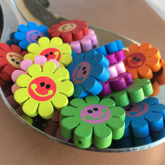 Mixed Wooden Flower Beads 23mm Happy Smiley Floral Wood Bead 25 Pieces