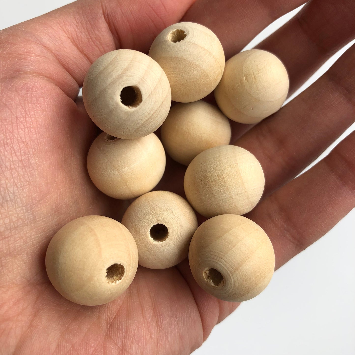 Natural Unpainted Macrame Wood Bead 20mm Round Raw Unfinished Craft Bead 25 Pieces