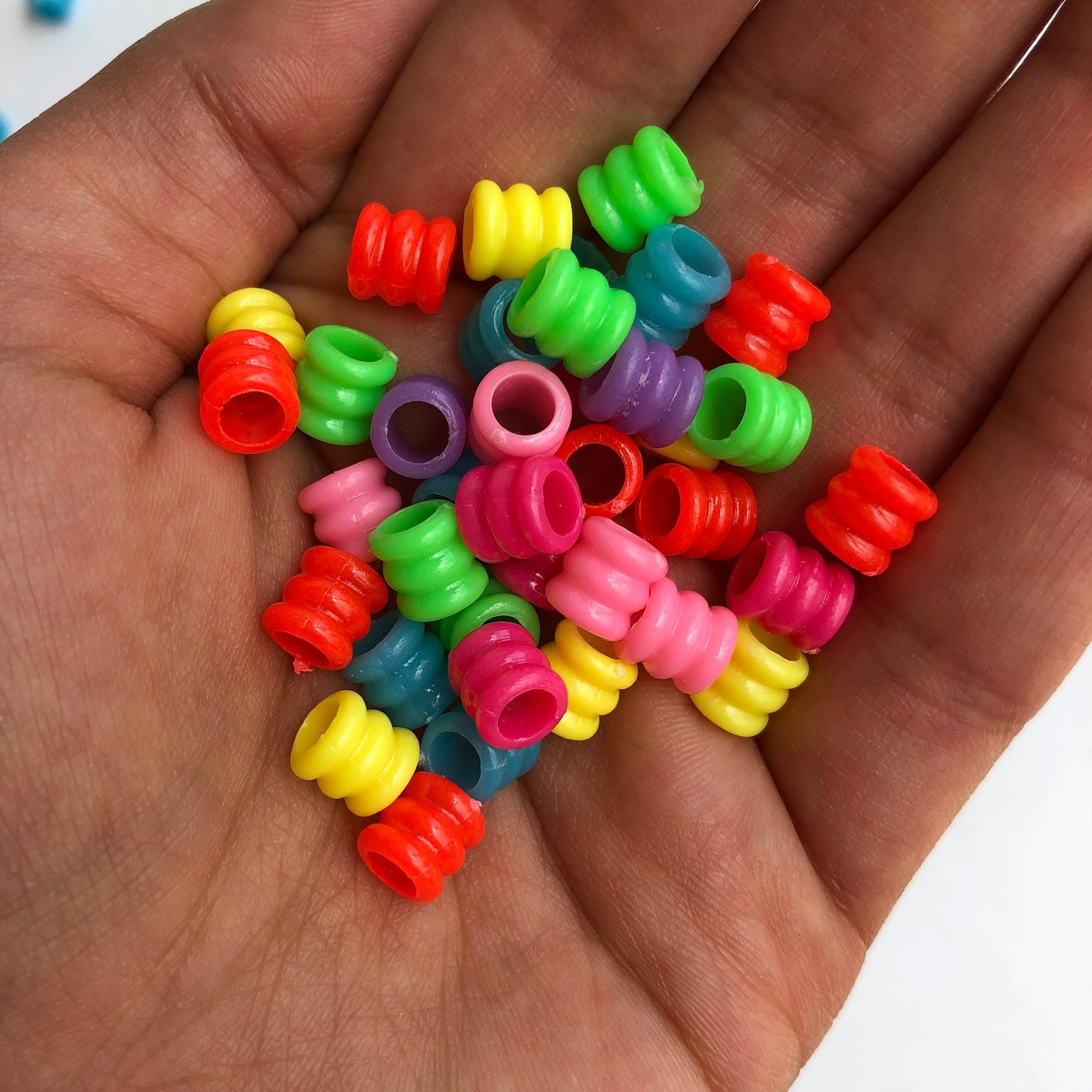 Mixed Macrame Beads 7mm Ribbed Tube Pony Acrylic Plastic Rainbow Hair Bead 250 Pieces