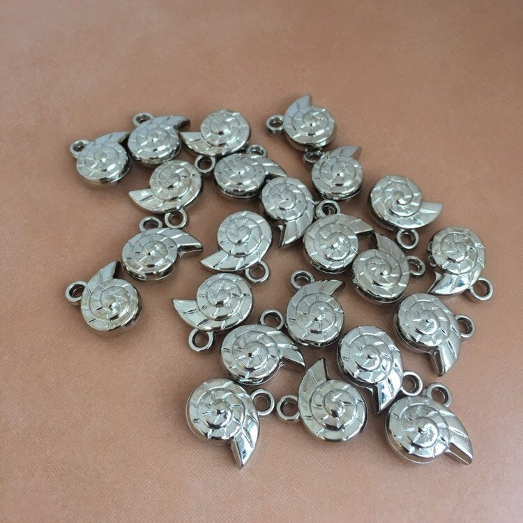 Silver Chamber Sea Shell Charms 15mmx14mm CCB Plastic Jewellery Making Craft Charm