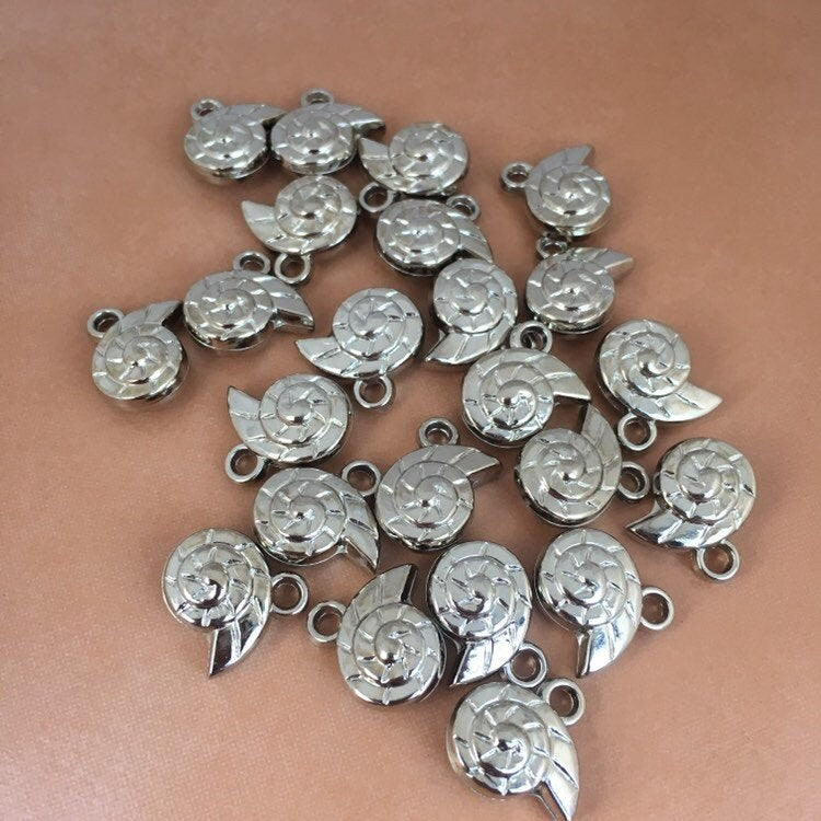 Silver Chamber Sea Shell Charms 15mmx14mm CCB Plastic Jewellery Making Craft Charm