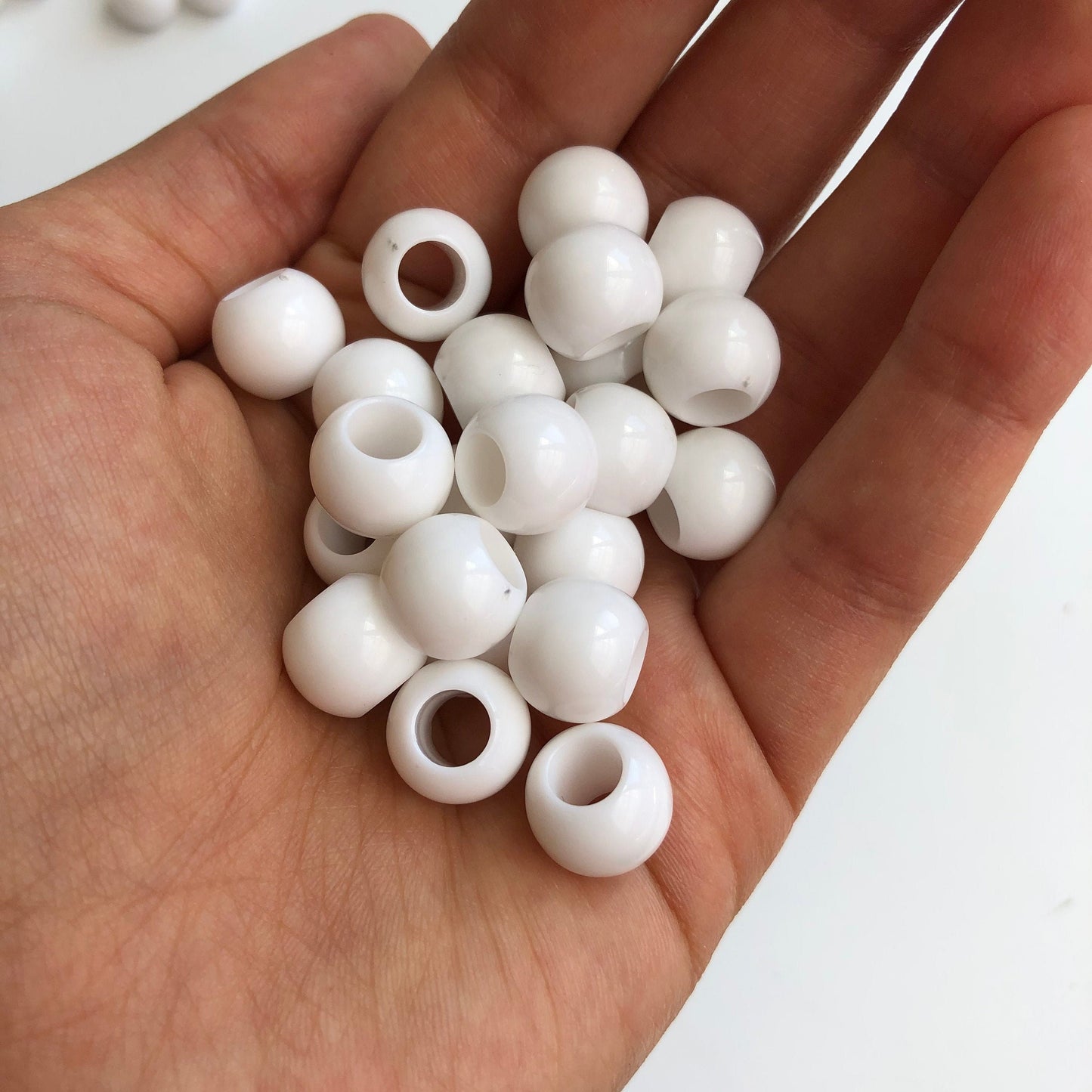 White Macrame Beads 12mm Round Plastic Resin Craft Bead 50 Pieces