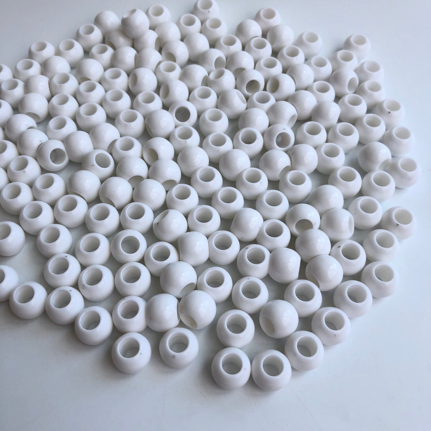 White Macrame Beads 12mm Round Plastic Resin Craft Bead 50 Pieces