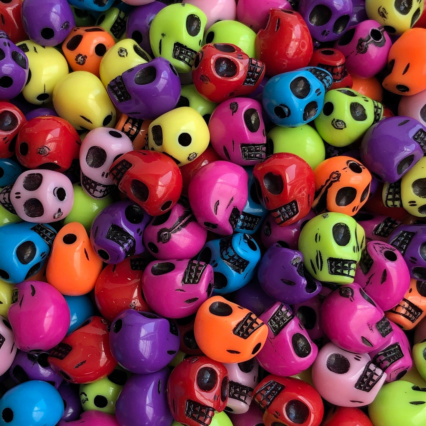 50pcs mixed assorted rainbow colour skull beads 9x8mm plastic halloween bead