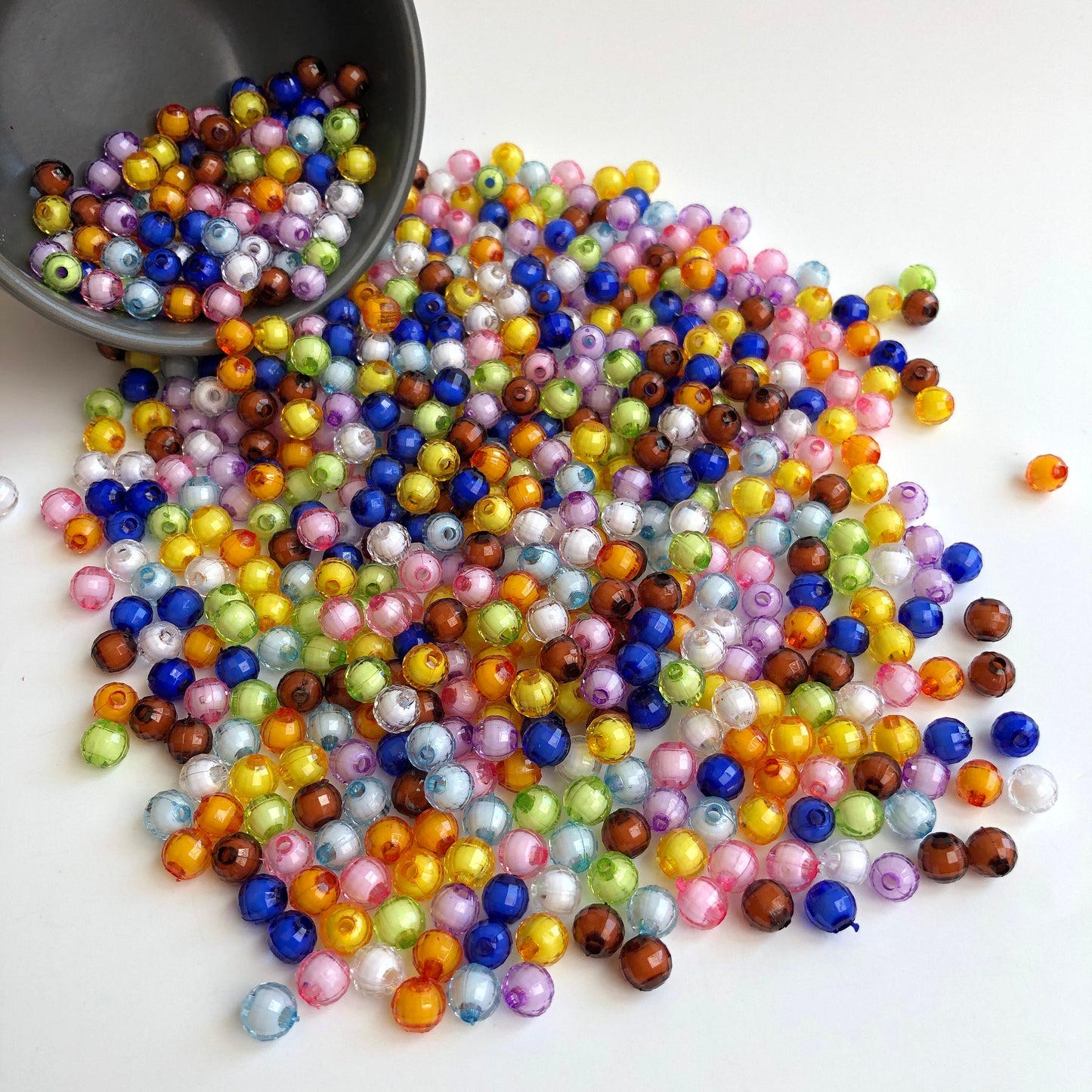 Mixed Colour Plastic Resin Beads 8mm Round Faceted DIY Jewellery Making Bead 100 Pieces