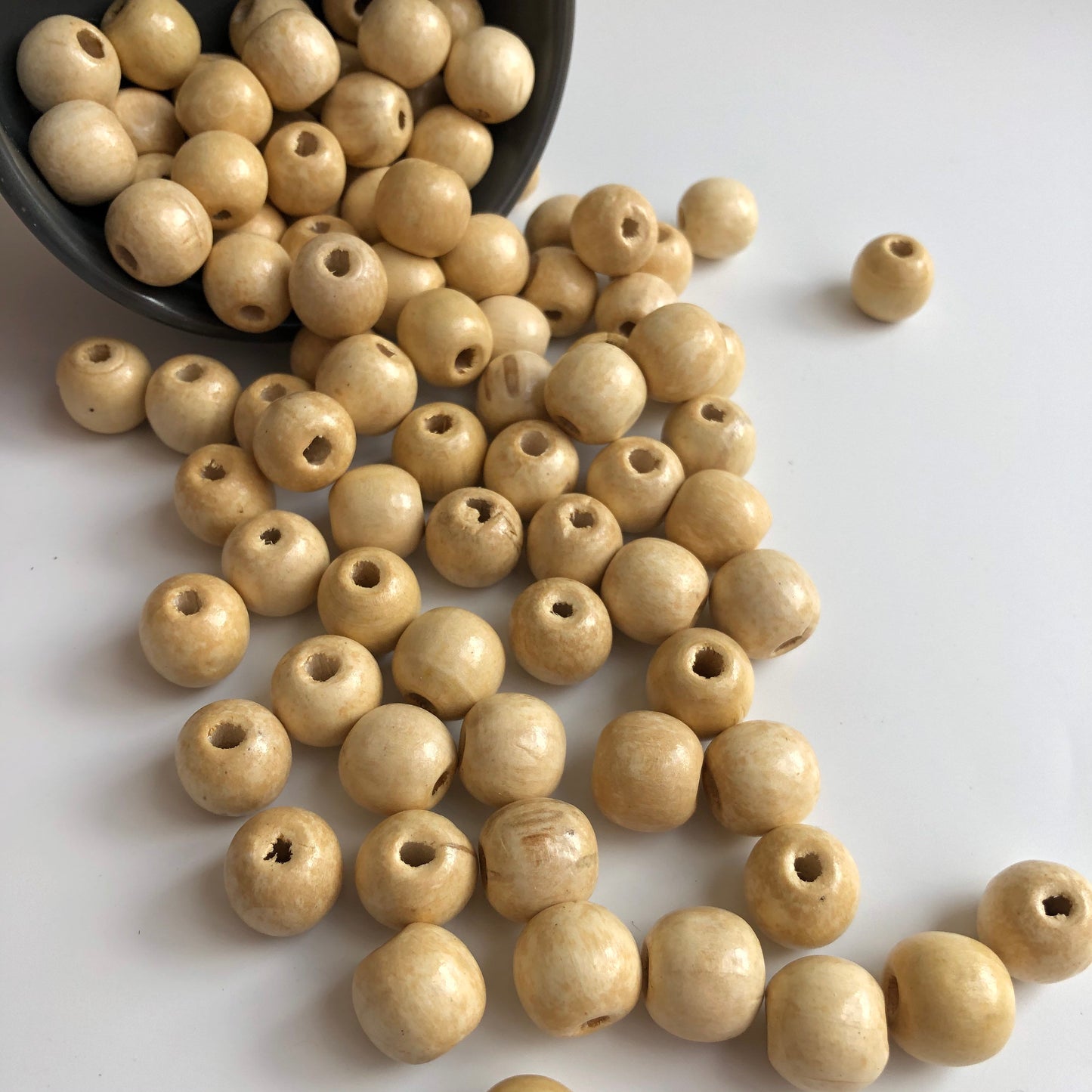 Antique Beige Wood Beads 16mm Round Wooden Chunky Craft Beads 25 Pieces