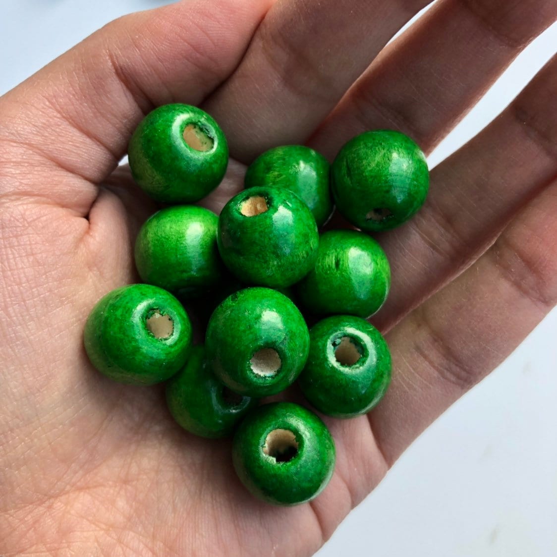 Green Macrame Wood Bead 16mm Round Chunky Wooden Craft Bead 25 Pieces