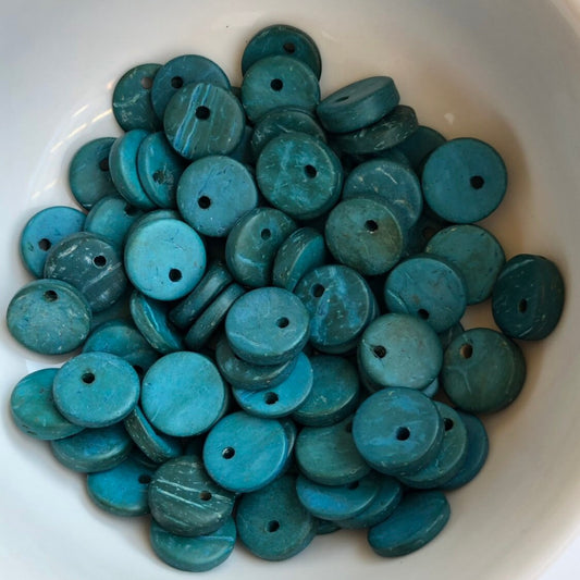 Cyan Blue Coconut Charms 12mm Flat Round Disc Charm Pendants 25 Pieces