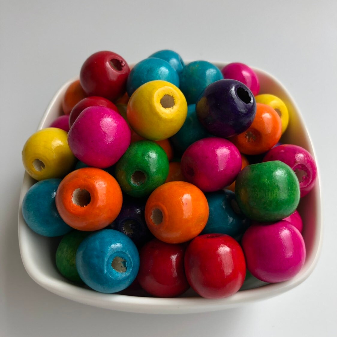 Mixed Colour Macrame Wood Beads 18mm Round Rainbow Wooden Craft Bead 25 Pieces