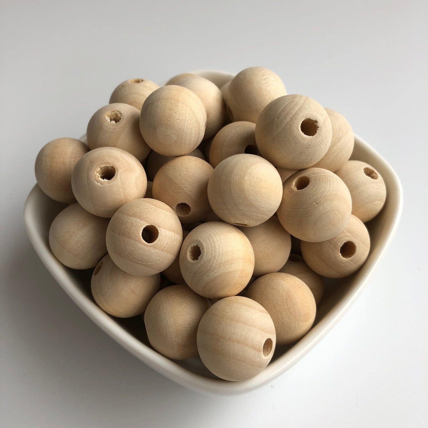 Natural Unpainted Macrame Wood Bead 20mm Round Raw Unfinished Craft Bead 25 Pieces