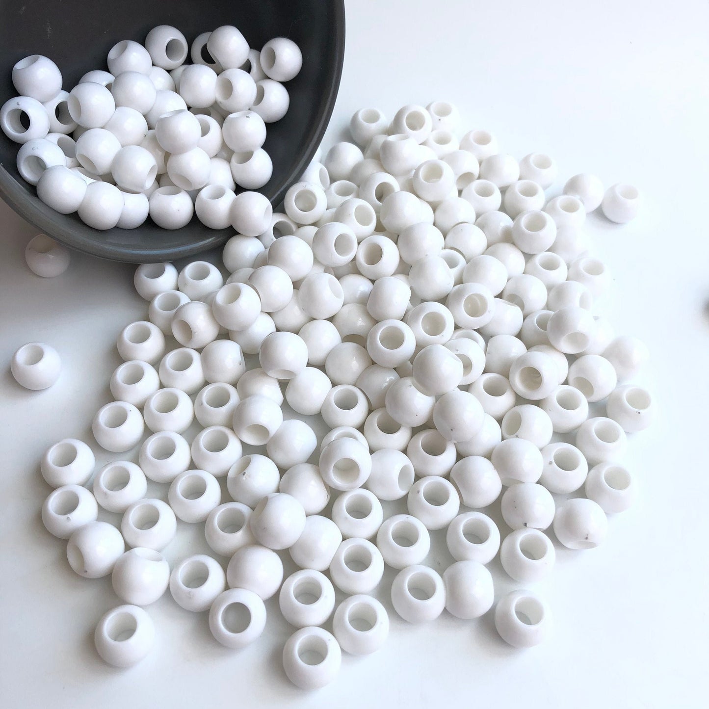 White Macrame Beads 12mm Round Plastic Resin Craft Bead 50 Pieces