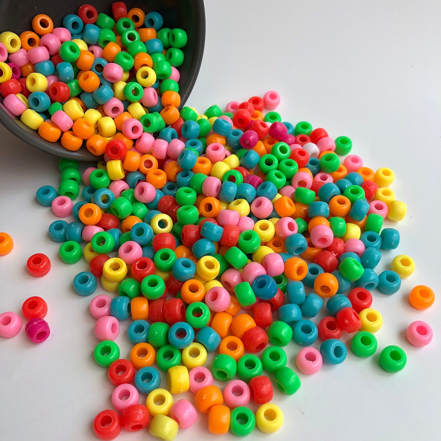 Mixed Multi Colour Rainbow Pony Beads 8x6mm Acrylic Plastic 200 Pieces