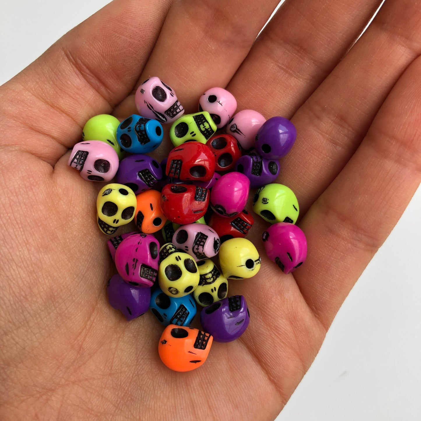 50pcs mixed assorted rainbow colour skull beads 9x8mm plastic halloween bead