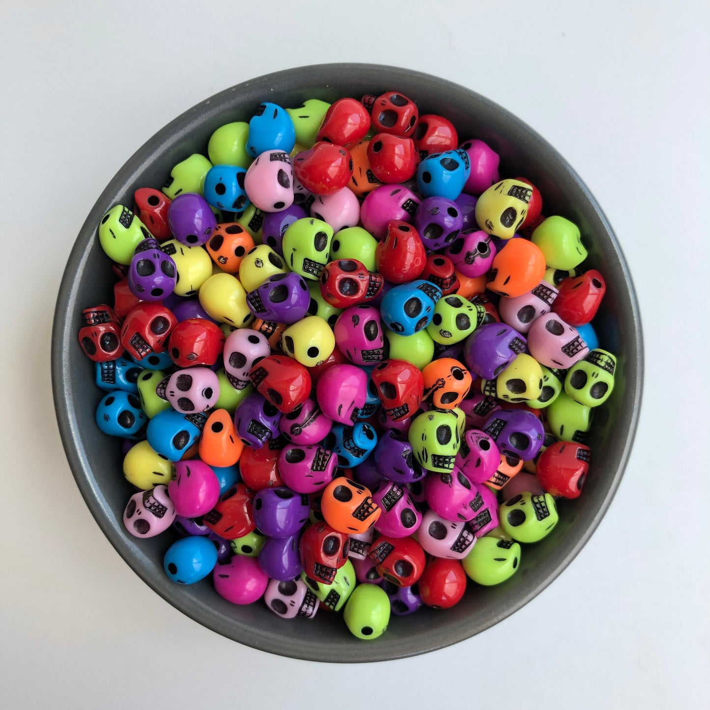 50pcs mixed assorted rainbow colour skull beads 9x8mm plastic halloween bead