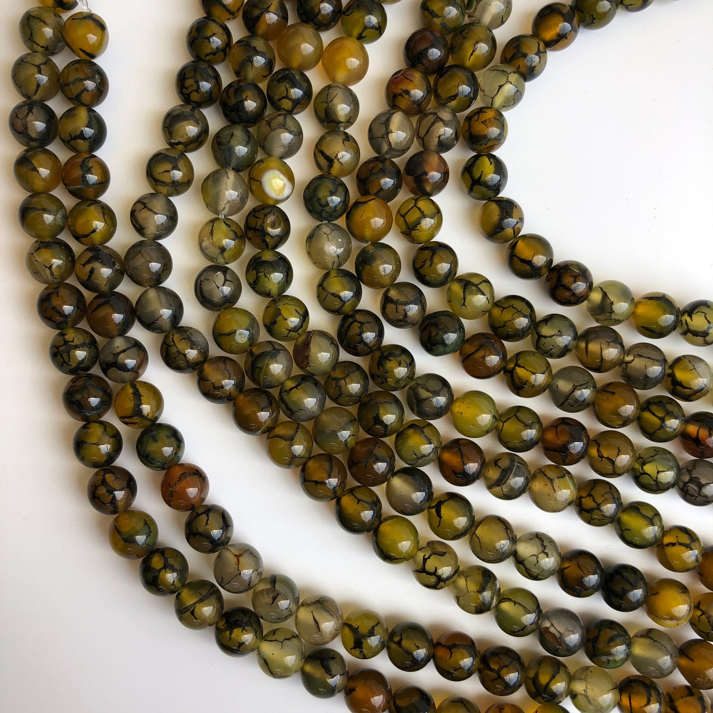 Natural Dragon Vein Agate 8mm Round Crystal Gemstone Beads 22 Pieces Strand