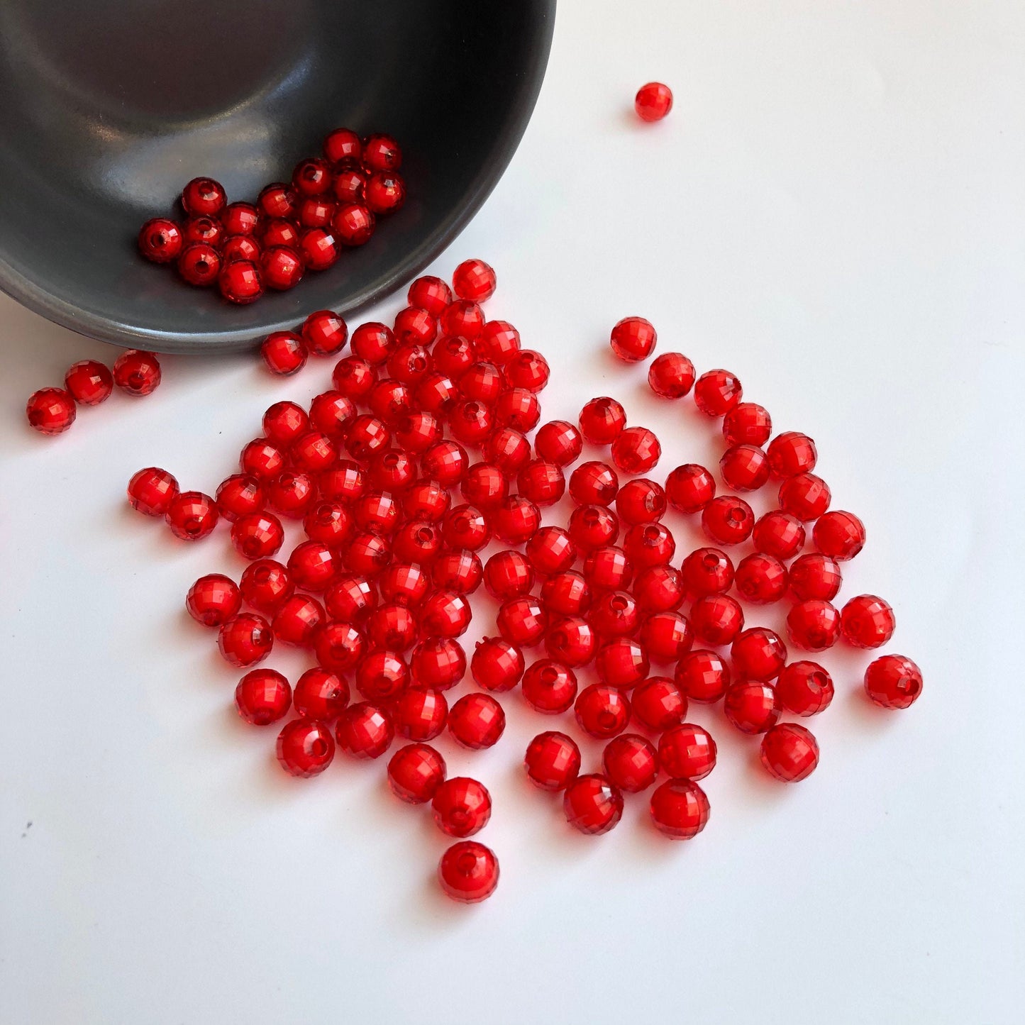 Red Resin Beads 8mm Round Faceted DIY Jewellery Making Bead 100 Pieces