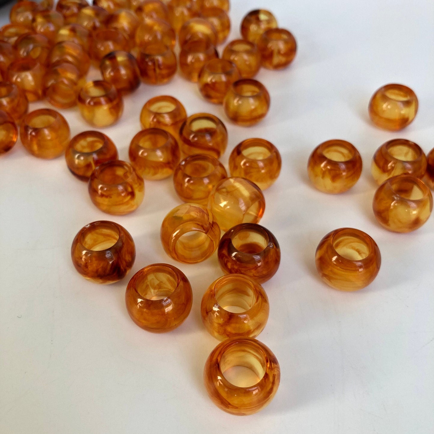 Honey Brown Resin Macrame Beads 17mm Round Drum Imitation Amber Bead 20 Pieces