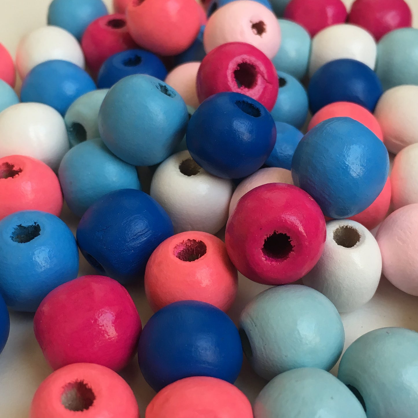 Mixed Pastel Colour Wood Beads 14mm Round Wooden Craft Bead 25 Pieces