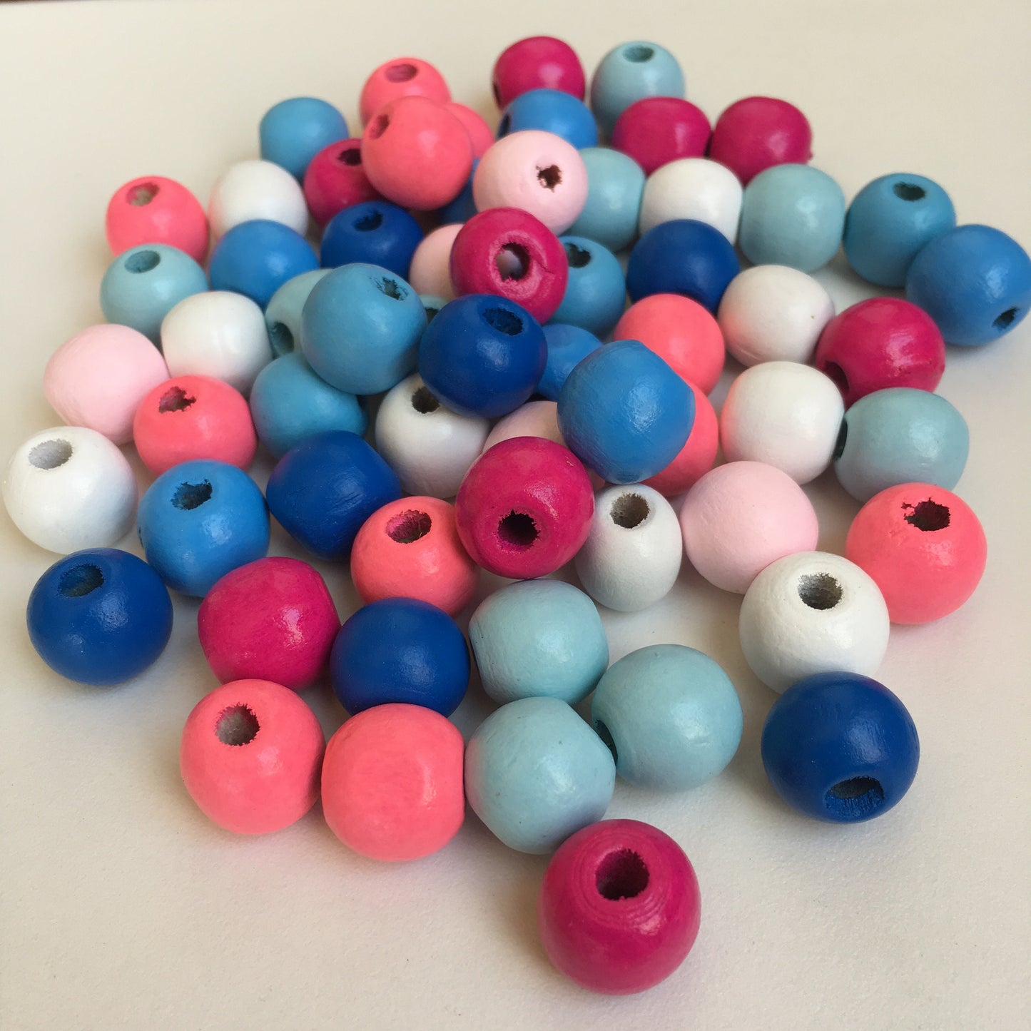 Mixed Pastel Colour Wood Beads 14mm Round Wooden Craft Bead 25 Pieces