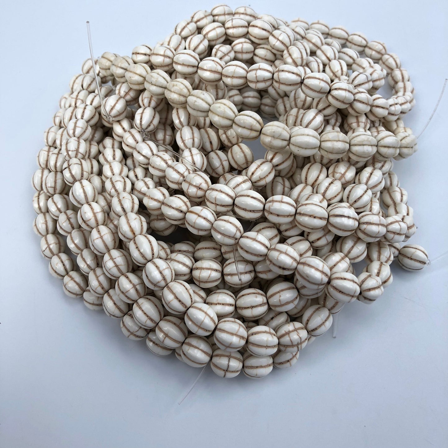 40 pieces Antique White Colour Corrugated Gemstone Beads 10mm Round Pumpkin Shape Bead 40cm Strand