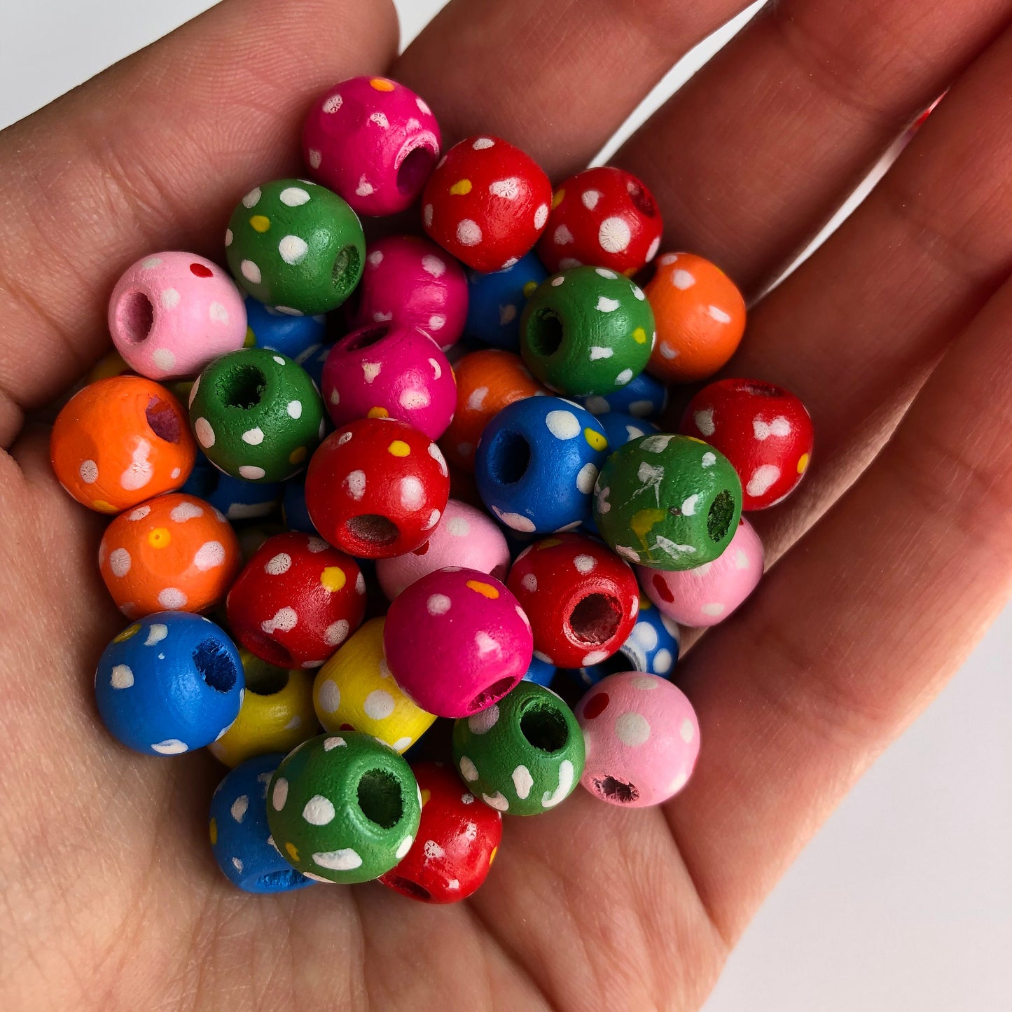 75X Pieces Round Mixed Polka Dot Wood Beads, 10x9mm Mixed Floral Pattern Jewellery Crafting Beads