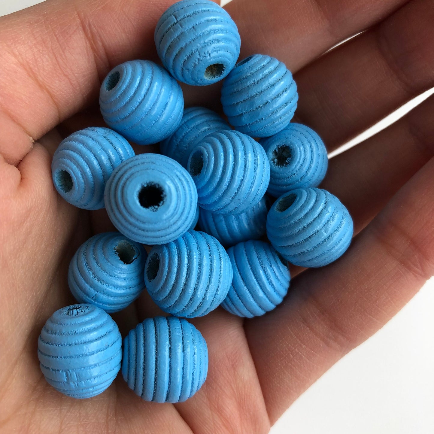 Blue Wood Beads 14mm Round Spiral Bee Hive Wooden Craft Bead 25 Pieces