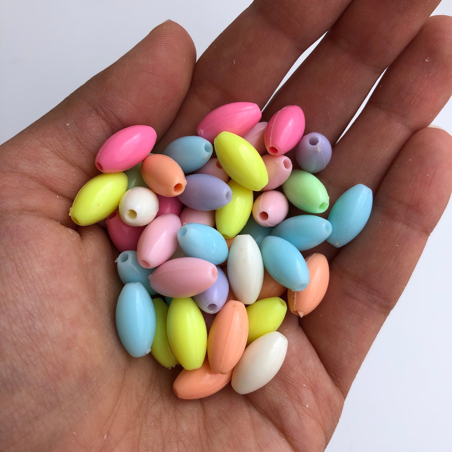 Mixed Pastel Colour Plastic Beads 17x14mm Oval DIY Jewellery Craft Bead 50 Pieces