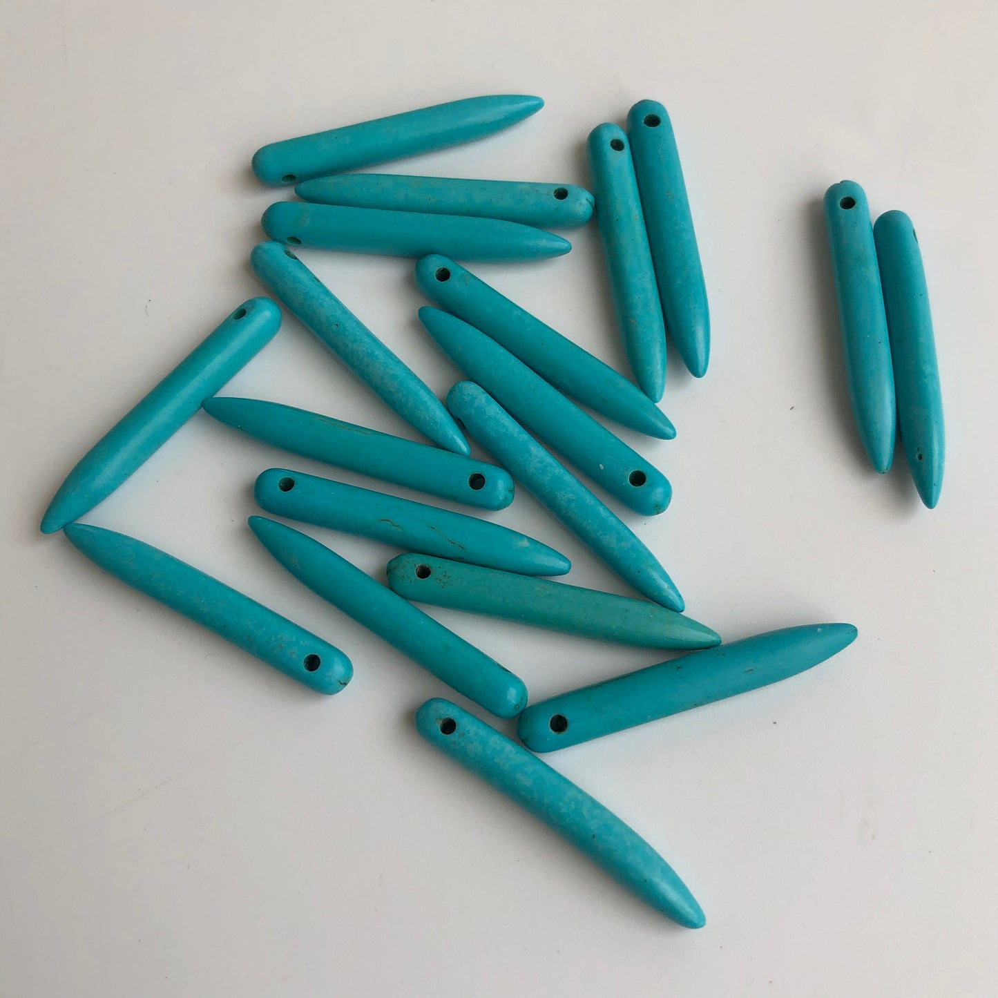 Turquoise Blue Gemstone Bead 35mm Pointe Tooth Tusk Charm Beads 20 Pieces