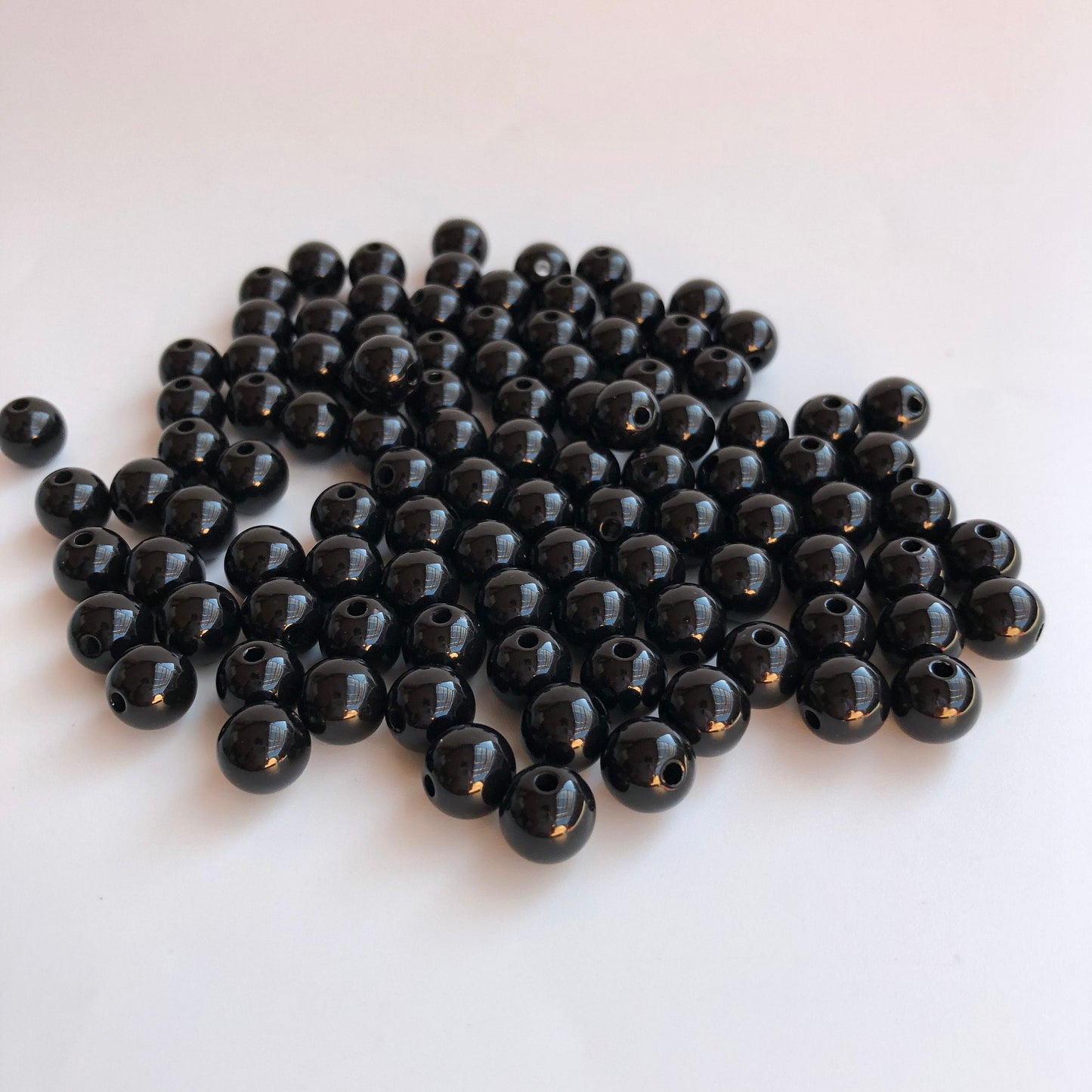 50 pieces black round beads, 9.5mm smooth acrylic plastic resin craft bead 1.8mm hole