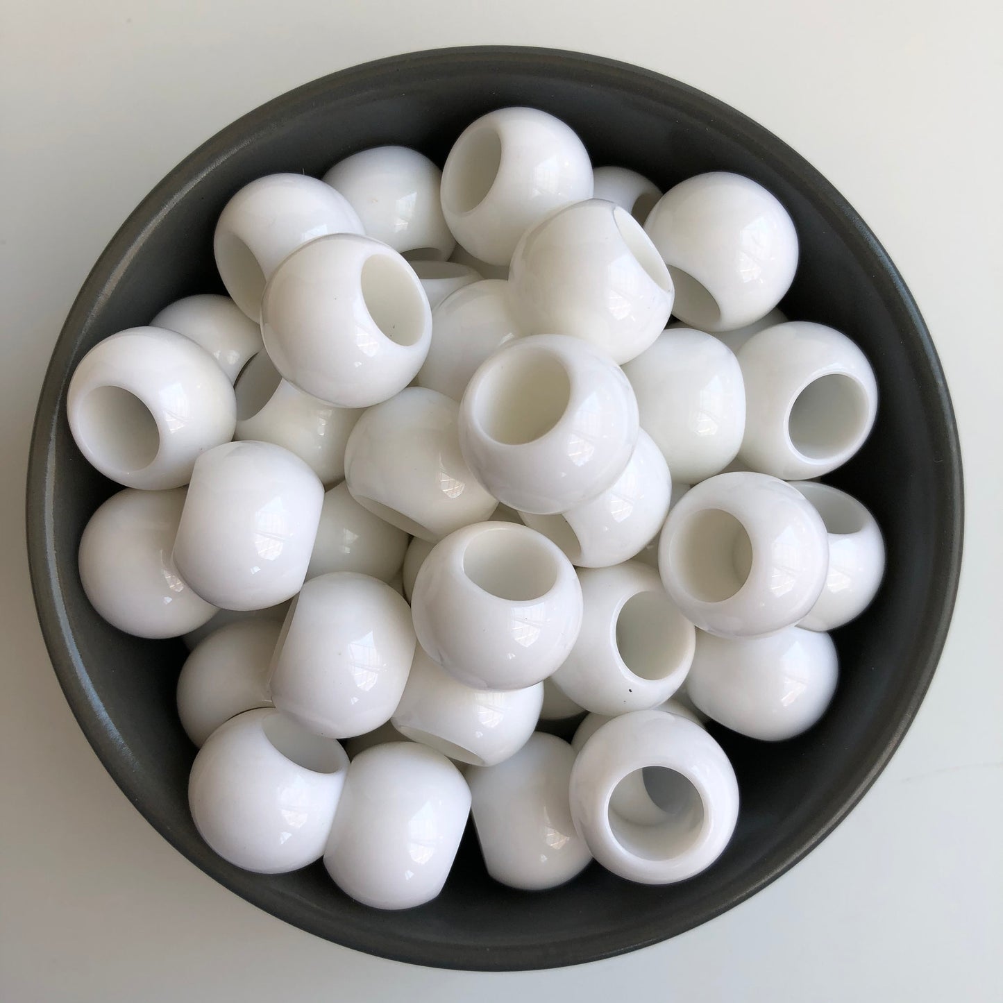 White Macrame Beads 18mm Round Barrel Plastic Resin Bead 10 Pieces