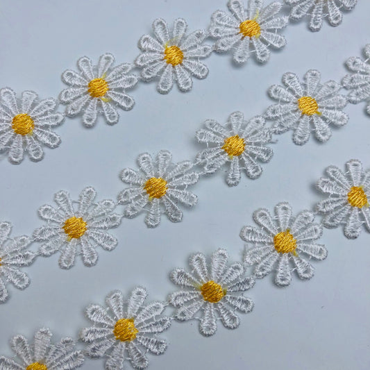 Daisy Flower Crochet Lace Trim White Floral Embroider Dress Trimming Tassel Applique Motif DIY Sewing Craft 1 Yard 90cm