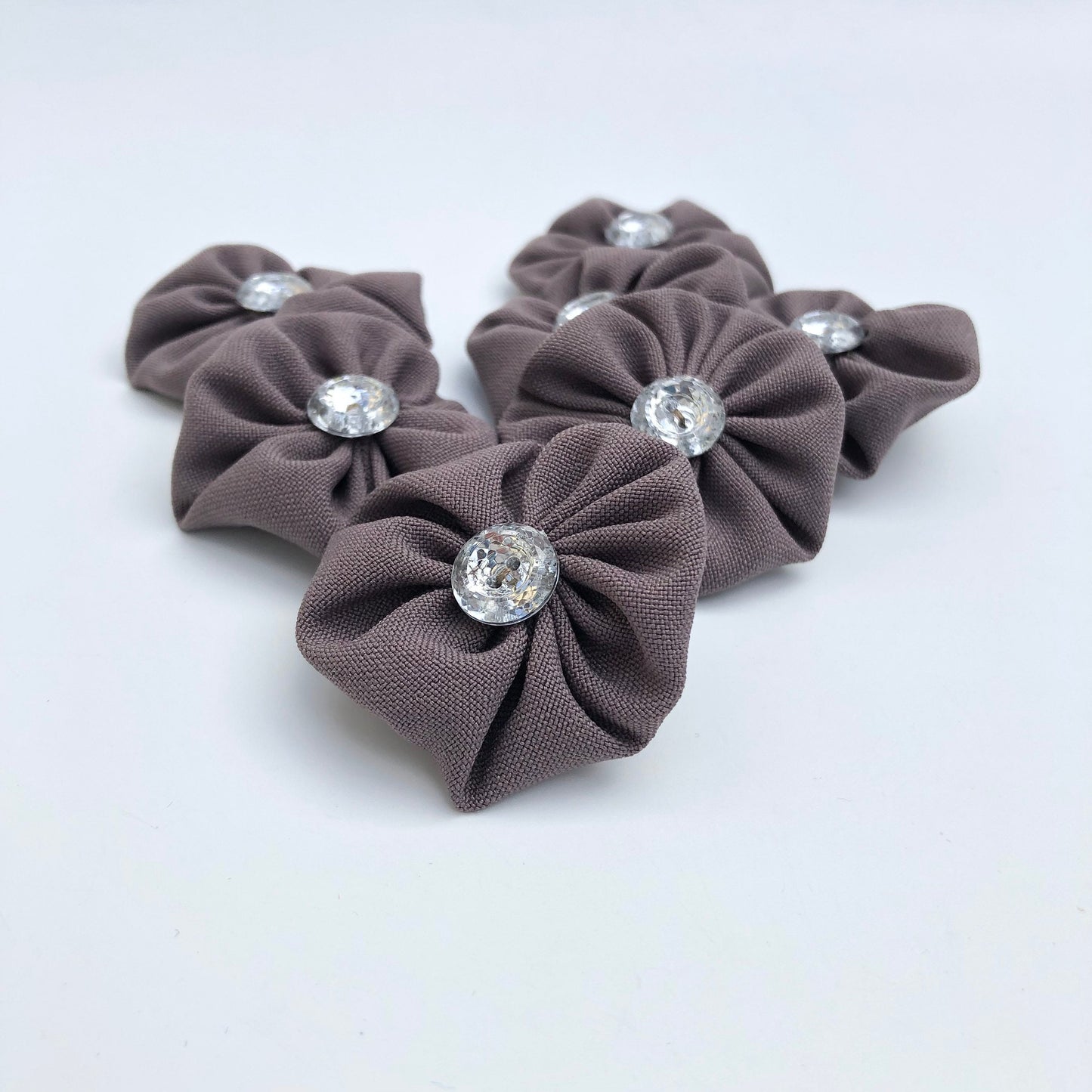 Handmade Flowers 45mm Grey Fabric Florals Craft Hat Quilting Flower with Button