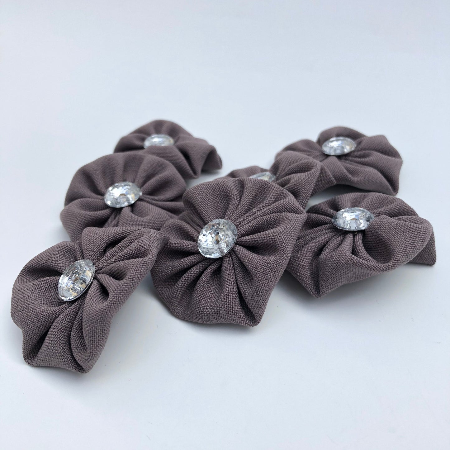 Handmade Flowers 45mm Grey Fabric Florals Craft Hat Quilting Flower with Button