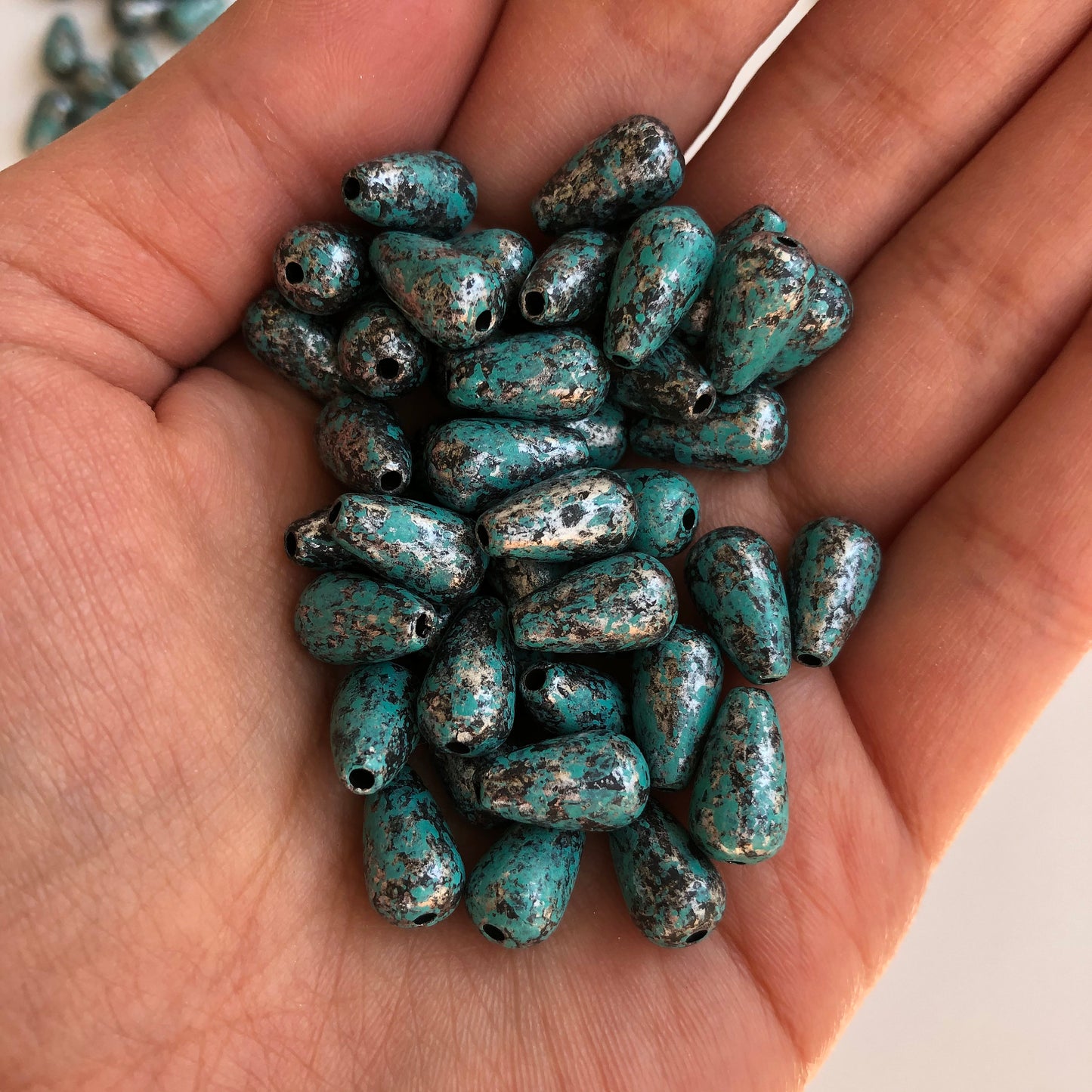 25X Antique Silver Turquoise Beads 12x7mm Teardrop Acrylic Plastic Craft Bead