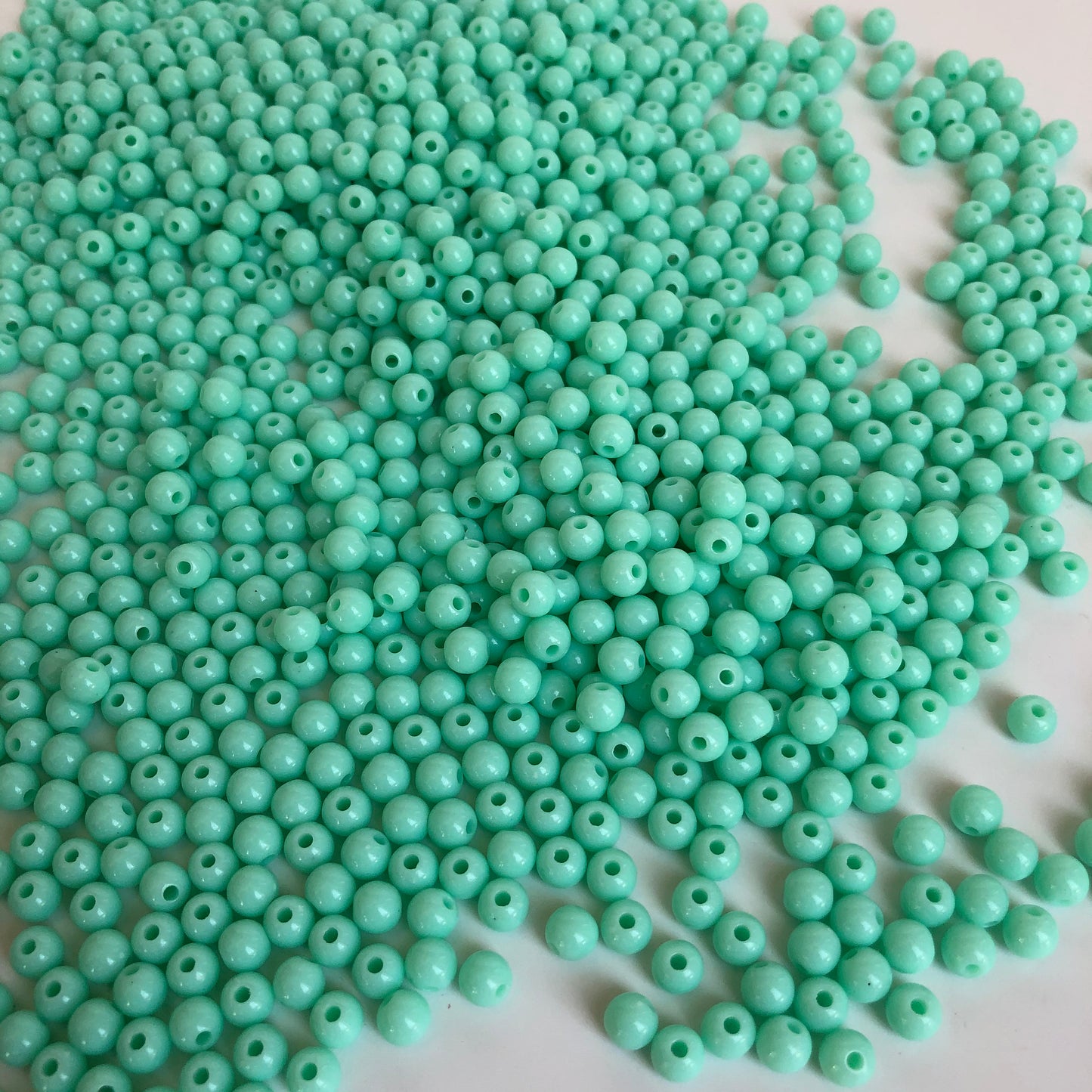 150X Mint Green Beads 