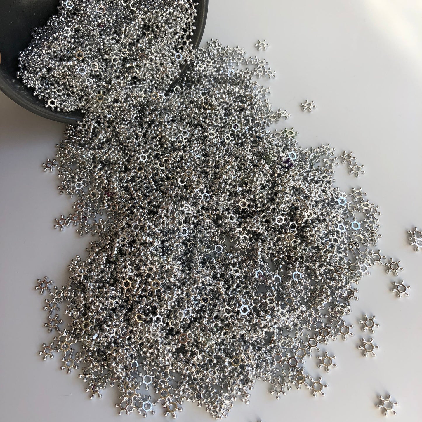 250X Snow Flake Spacer Beads 8mm Silver Acrylic Plastic Craft Bead