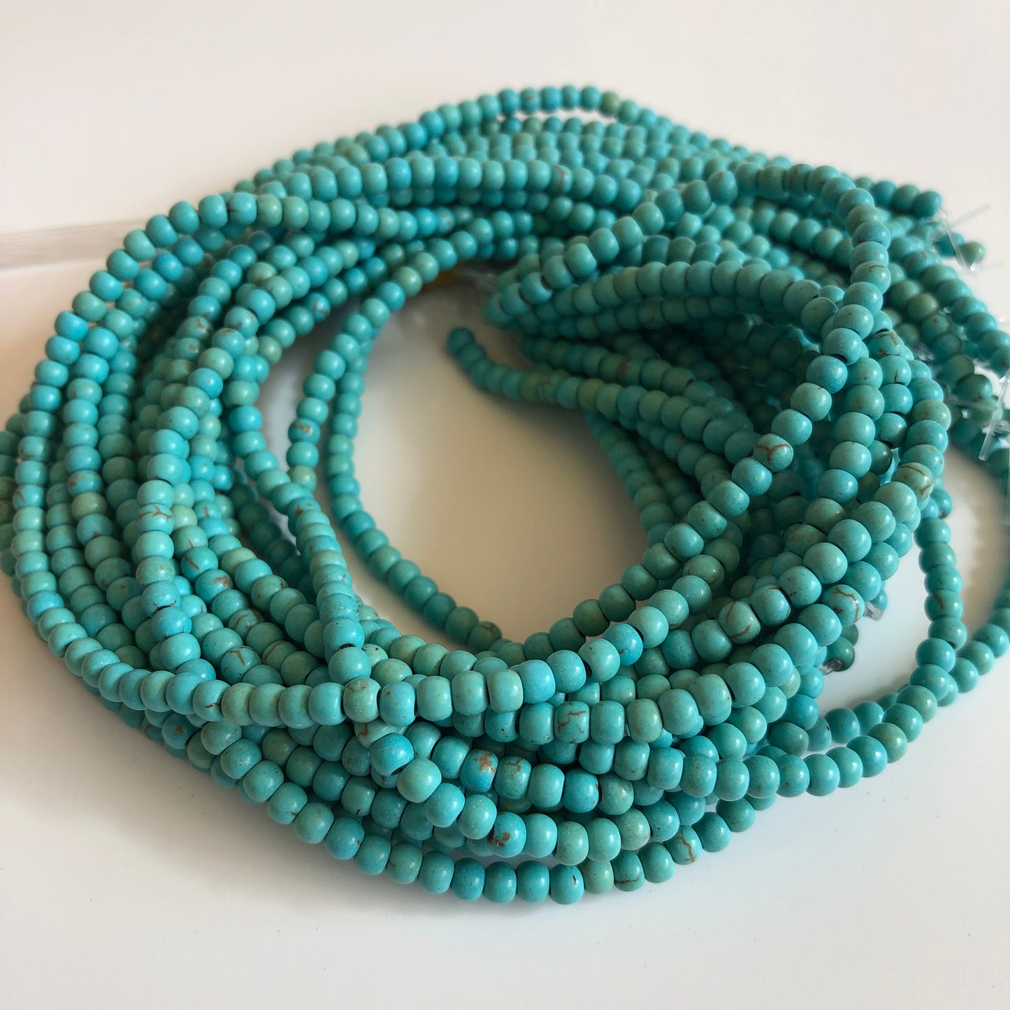 Turquoise Blue Beads Gemstone Beads 4mm Round DIY Jewellery Bead 37cm / 14" Strand Beads102pcs